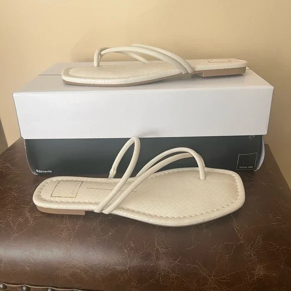 DOLCE VITA - Leanna Strappy Sandal - NEW - Picture 2 of 7